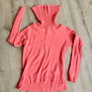 GAP coral turtle neck sweater size S